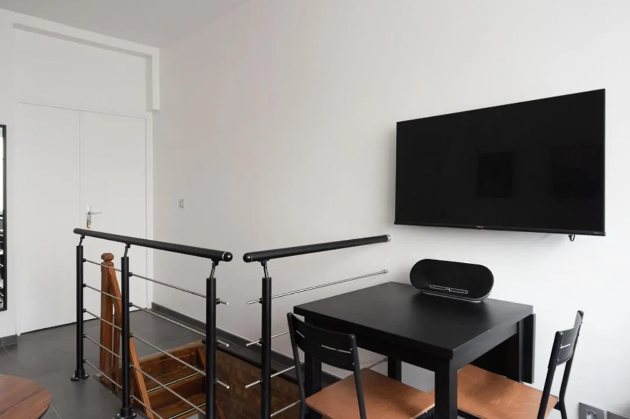 Spacious And Comfortable Apartment In Paris 17Th